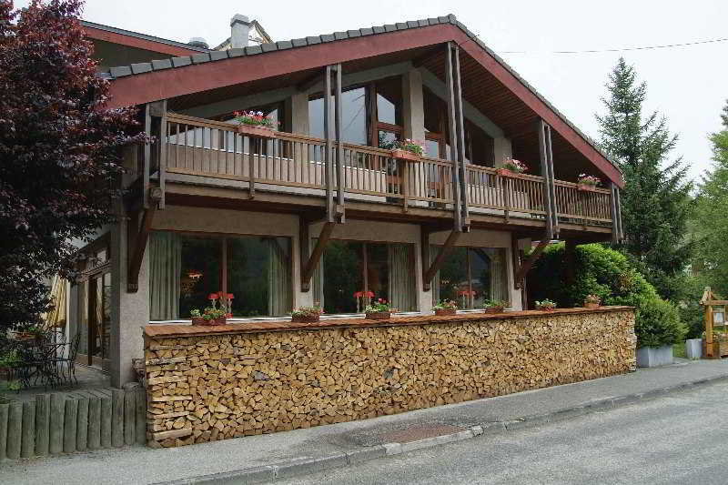 Hotel Restaurant La Tourmaline ลาปลาญ ภายนอก รูปภาพ