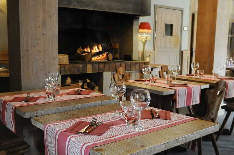 Hotel Restaurant La Tourmaline ลาปลาญ ภายนอก รูปภาพ